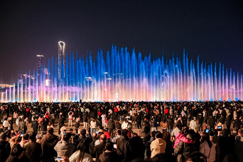 駿馬迎春?悅享三湖?園區(qū)營造新春文旅消費(fèi)新體驗(yàn)